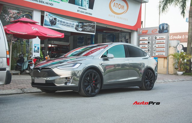 Chạm mặt SUV dân chơi Tesla Model X của thiếu gia Dương Kon  - Ảnh 2.
