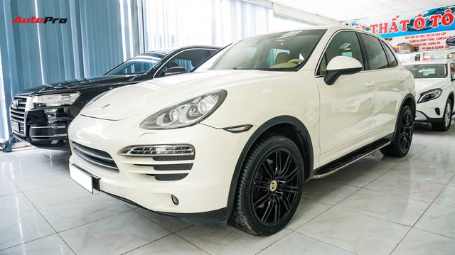 Chạy xe 7 năm, chủ nhân Porsche Cayenne lỗ 3 tỷ đồng
