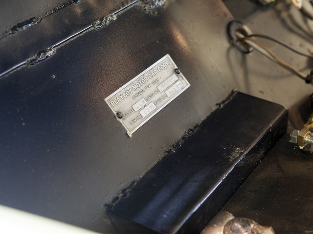 Đừng nh&igrave;n mẫu xe kỳ lạ n&agrave;y m&agrave; coi thường, đ&acirc;y ch&iacute;nh l&agrave; n&eacute;t quyến rũ tạo cảm hứng cho Playboy - Ảnh 3.