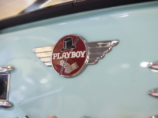 Đừng nhìn mẫu xe kỳ lạ này mà coi thường, đây chính là nét quyến rũ tạo cảm hứng cho Playboy - Ảnh 2.