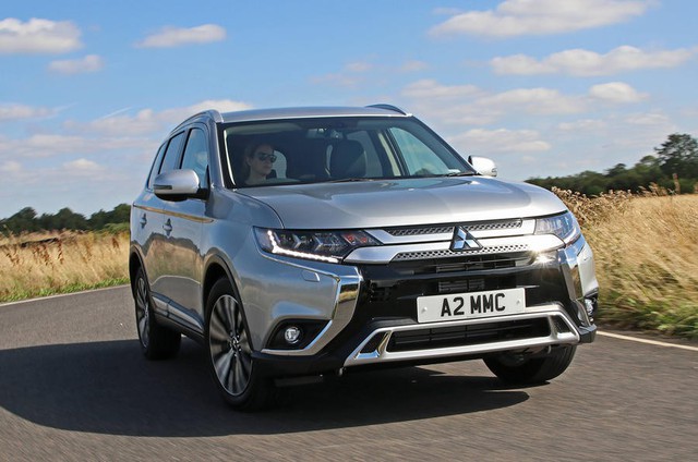 Những dòng xe diesel chết yểu trong năm 2018: Có Honda CR-V, Mitsubishi Outlander và Toyota RAV4 - Ảnh 7. Những dòng xe diesel chết yểu trong năm 2018: Có Honda CR-V, Mitsubishi Outlander và Toyota RAV4 - Ảnh 7.