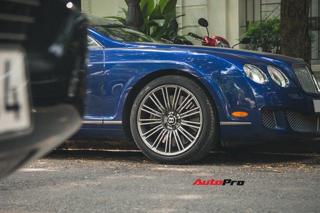 Bentley Continental GT Speed màu xanh hàng hiếm trên đường phố Hà Nội - Ảnh 6.