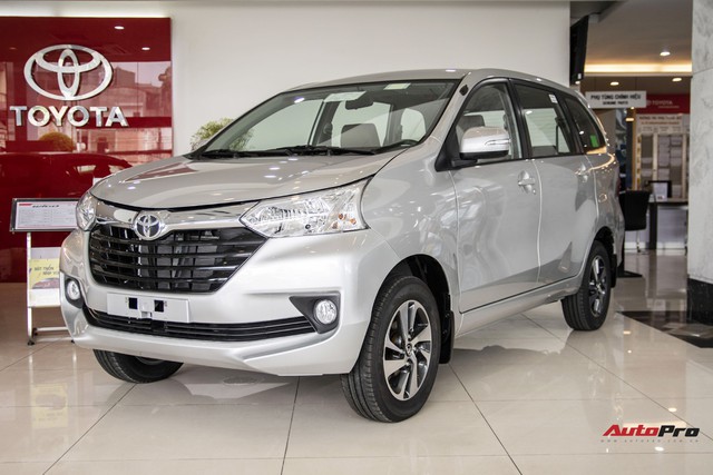 Toyota Avanza giảm giá cao nhất hơn 40 triệu đồng dịp cuối năm, tụt hậu trong cuộc đua doanh số với Suzuki Ertiga và Mitsubishi Xpander - Ảnh 1.