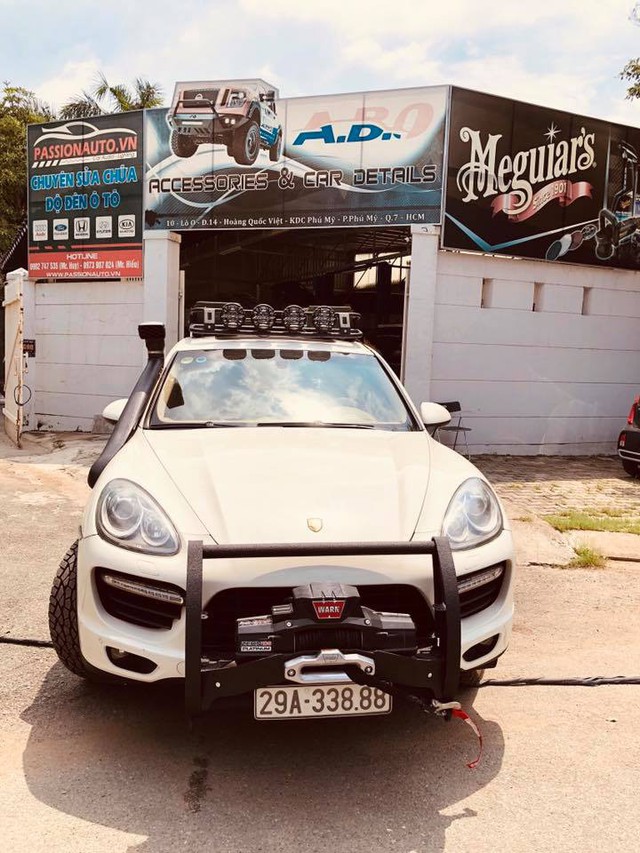 Dân chơi Việt độ Porsche Cayenne cho mùa phá xe VOC 2018 - Ảnh 4.