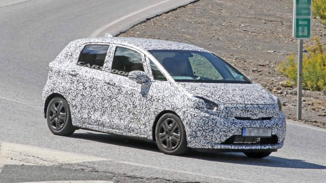 Honda Jazz 2020 lần đầu lộ diện, thách thức Toyota Yaris