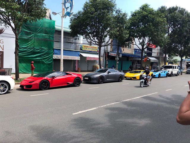 Cường Đô La cùng loạt đại gia Việt khoe dàn siêu xe trăm tỷ dịp cuối tuần - Ảnh 15.