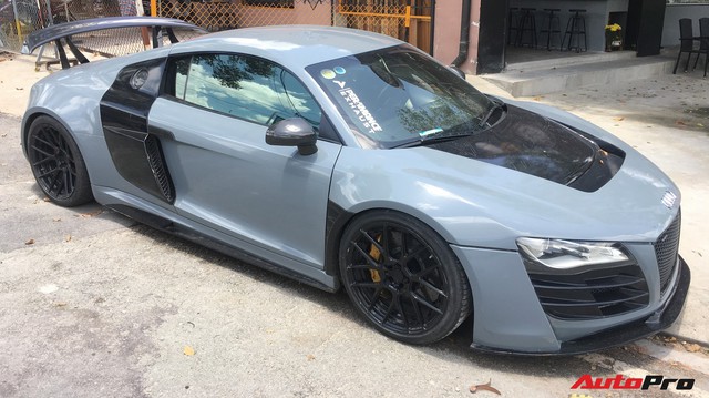 Audi R8 độ “khủng” nhất Việt Nam khoác màu xanh đá lạ lẫm