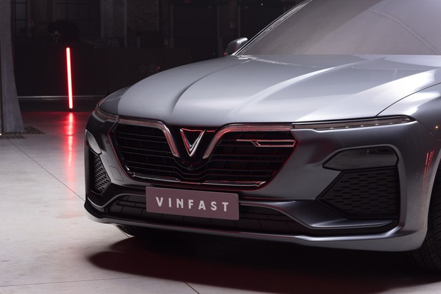 VinFast tung loạt ảnh và video chính thức của SUV và sedan sắp trình làng - Ảnh 5.