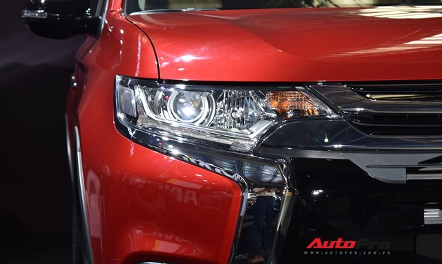 Chi tiết Mitsubishi Outlander lắp ráp trong nước giá từ 808 triệu đồng - Ảnh 9.