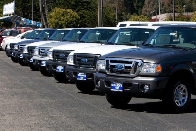 Ford Ranger và một số mẫu xe khác bị triệu hồi do lỗi túi khí Takata - Ảnh 1. Ford Ranger và một số mẫu xe khác bị triệu hồi do lỗi túi khí Takata - Ảnh 1.