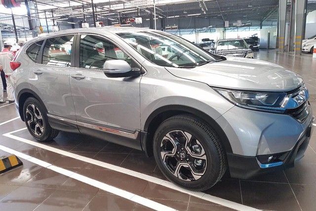 Toàn cảnh thị trường xe nhập miễn thuế năm 2018: Vẫn chưa rẻ như mong đợi vì bù lỗ nửa năm khan hàng - Ảnh 9. Toàn cảnh thị trường xe nhập miễn thuế năm 2018: Vẫn chưa rẻ như mong đợi vì bù lỗ nửa năm khan hàng - Ảnh 9.