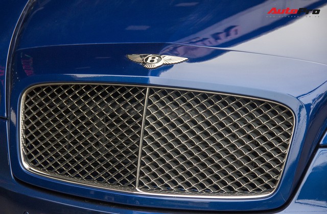 Bentley Continental Flying Spur Speed đi 10 năm bán lại chỉ 2,85 tỷ đồng - Ảnh 3.