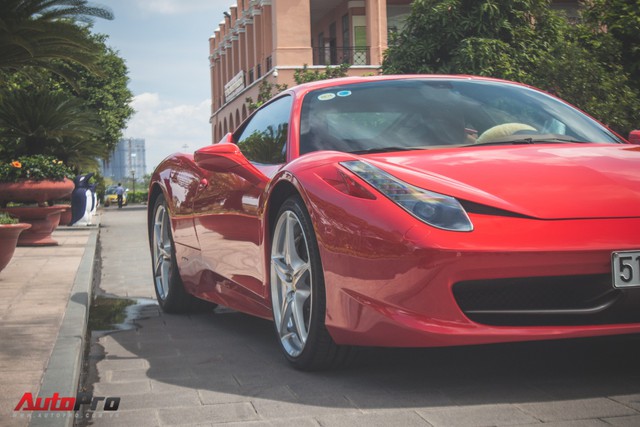 Ferrari 458 Italia từng của Phan Thành tái xuất trên phố - Ảnh 6.