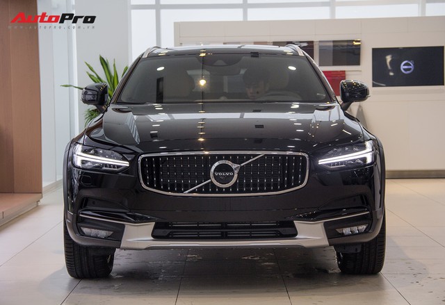 Khám phá Volvo V90 Cross Country giá 2,89 tỷ đồng đầu tiên tại Hà Nội - Ảnh 3. Khám phá Volvo V90 Cross Country giá 2,89 tỷ đồng đầu tiên tại Hà Nội - Ảnh 3.