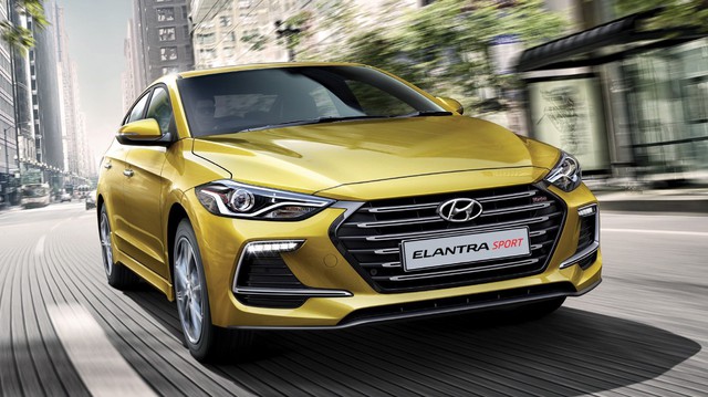 Năm mới, Hyundai Elantra động cơ tăng áp về Việt Nam với giá 688 triệu đồng?