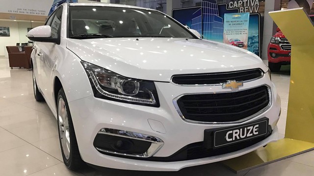Đấu Mazda3, Chevrolet Cruze giảm 80 triệu đồng xuống thấp nhất phân khúc