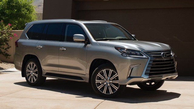 Lexus LX570 nhập Mỹ cao hơn chính hãng tại Việt Nam cả tỷ đồng