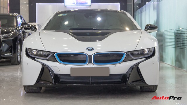 Hết "sốt", BMW i8 rao bán lại giá 4,9 tỷ đồng tại Hà Nội