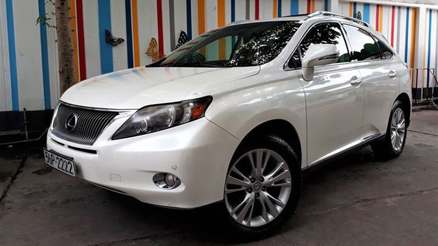 Lexus RX450h đời 2009 biển tứ quý 2 bán lại giá gần bằng Mercedes-Benz GLC