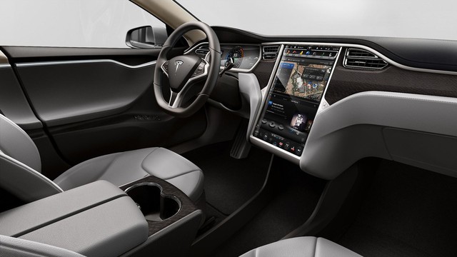 Chồng siêu mẫu Ngọc Thạch tậu Tesla Model S tăng tốc từ 0 – 100 km trong 2,7 giây - Ảnh 5.