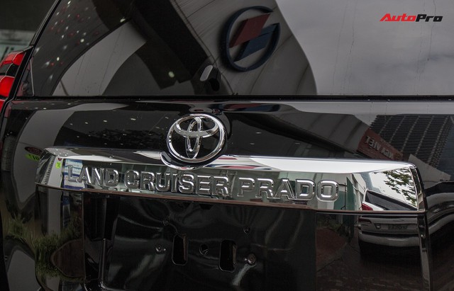Khám phá Toyota Land Cruiser Prado 2018 giá hơn 2,2 tỷ đồng tại Việt Nam - Ảnh 13.