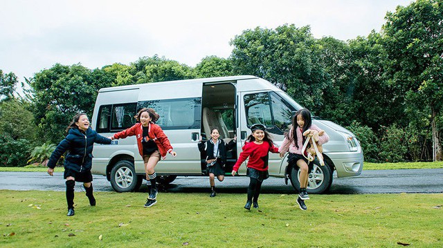 Ưu thế của Ford Transit so với đối thủ khi chọn xe cho doanh nghiệp vận tải