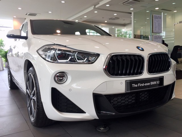 BMW X2 thêm phiên bản mới tại Việt Nam, giá dưới 2 tỷ đồng - Ảnh 1.