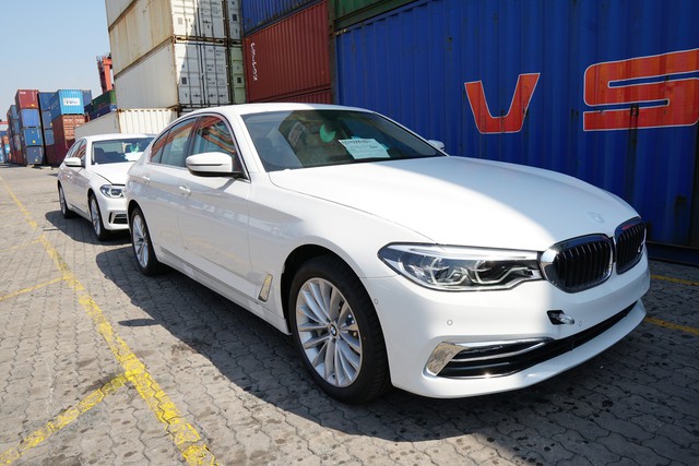 Lộ ảnh BMW 5-Series 2019 đầu tiên Việt Nam - Ảnh 6. Lộ ảnh BMW 5-Series 2019 đầu tiên Việt Nam - Ảnh 6.