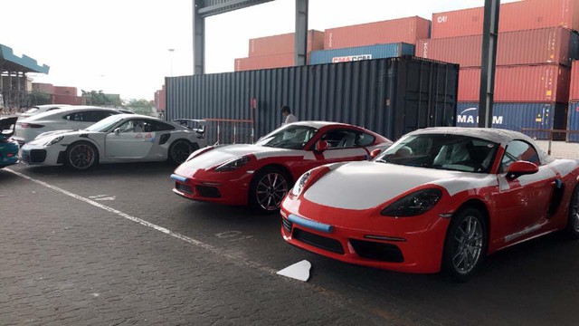 Thêm hai chiếc siêu xe Porsche về Việt Nam - Ảnh 4.