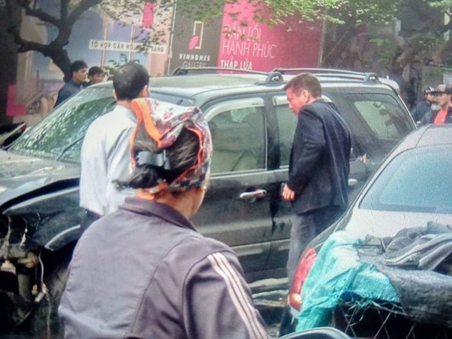 Danh tính tài xế lái xe điên gây tai nạn trên phố Ngọc Khánh khiến cụ bà tử vong - Ảnh 1.