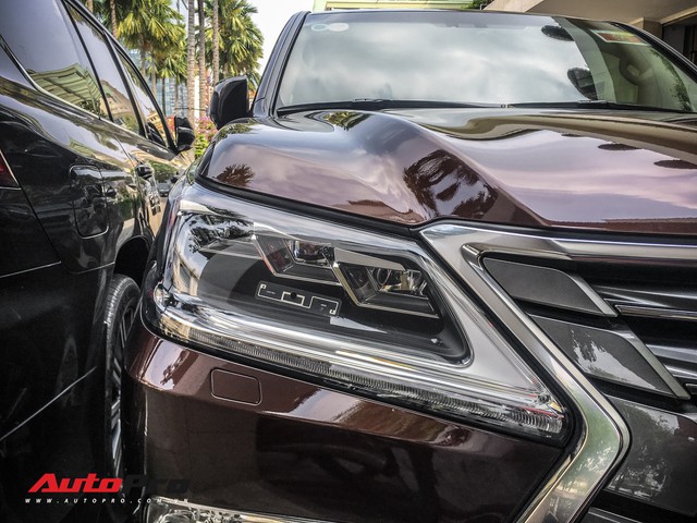 Đại gia Sài Gòn vung tay sắm Lexus LX570 màu lạ, đeo biển số tứ quý 9 - Ảnh 5. Đại gia Sài Gòn vung tay sắm Lexus LX570 màu lạ, đeo biển số tứ quý 9 - Ảnh 5.