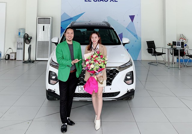 Danh hài Vượng râu chấp nhận mua bia kèm lạc Hyundai Santa Fe 2019 để chơi Tết - Ảnh 2.