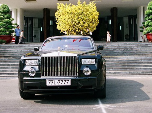 Chiếc Rolls-Royce Phantom chính hãng đầu tiên và độc nhất Việt Nam gắn liền với tên tuổi bà Dương Thị Bạch Diệp - Ảnh 2.