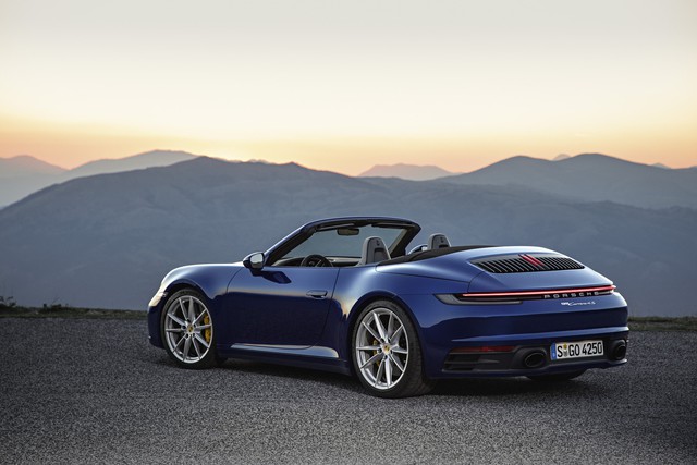 Porsche 911 Carrera mui trần chốt giá từ hơn 8,4 tỷ đồng tại Việt Nam - Ảnh 5.