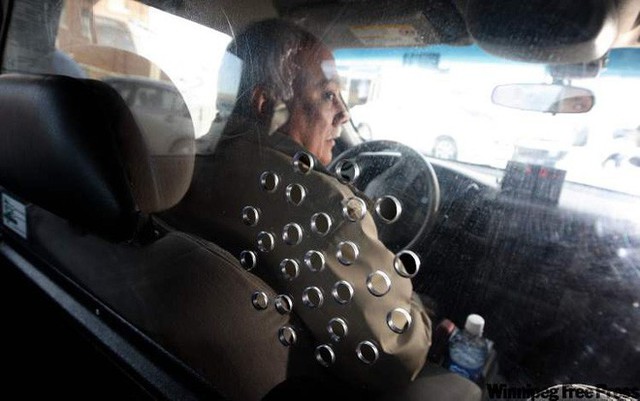 Cách những công ty taxi trên thế giới ngăn chặn tình trạng tài xế bị hành khách tấn công, cướp của - Ảnh 3.