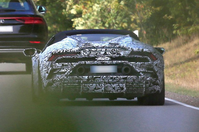 Lamborghini Huracan 2020 lộ diện những hình ảnh đầu tiên, ra mắt ngay năm nay - Ảnh 4.
