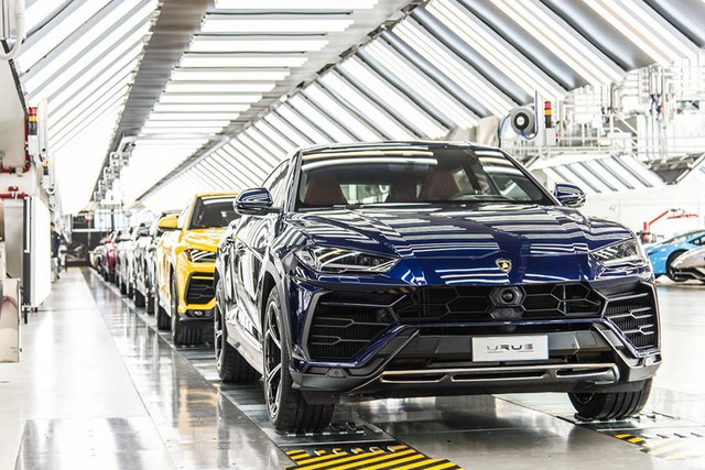 Lamborghini Urus bị nhiều chủ xe chê bai về phần mềm mới - Ảnh 2.