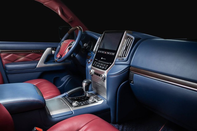 Toyota Land Cruiser độ xuất sắc: Dùng ghế BMW 7-Series, nội thất ngang chuẩn Lexus - Ảnh 4. Toyota Land Cruiser độ xuất sắc: Dùng ghế BMW 7-Series, nội thất ngang chuẩn Lexus - Ảnh 4.