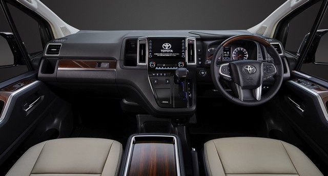 Toyota hé lộ mẫu MPV cao cấp mới ra mắt trong tháng 10/2019 - Ảnh 3. Toyota hé lộ mẫu MPV cao cấp mới ra mắt trong tháng 10/2019 - Ảnh 3.