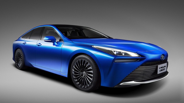 Nhìn rất Lexus mà lại là Toyota nhưng đại gia Việt cũng ít có cơ hội sở hữu mẫu xe này
