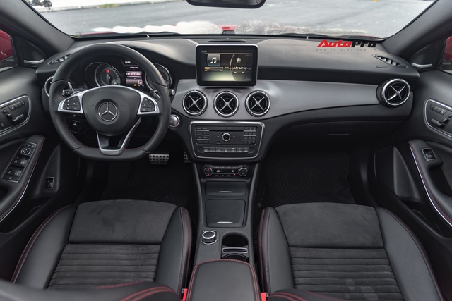 Bỏ 200 triệu đặt thêm option nhưng chủ xe Mercedes-Benz GLA bán lại xe với giá chỉ ngang Mazda CX-5 - Ảnh 5. Bỏ 200 triệu đặt thêm option nhưng chủ xe Mercedes-Benz GLA bán lại xe với giá chỉ ngang Mazda CX-5 - Ảnh 5.