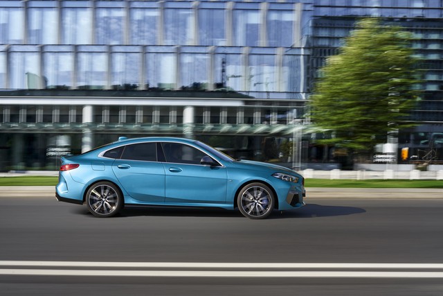 Ra mắt BMW 2-Series Gran Coupe: Cấu mỗi xe BMW một ít để cạnh tranh Mercedes-Benz CLA - Ảnh 4. Ra mắt BMW 2-Series Gran Coupe: Cấu mỗi xe BMW một ít để cạnh tranh Mercedes-Benz CLA - Ảnh 4.
