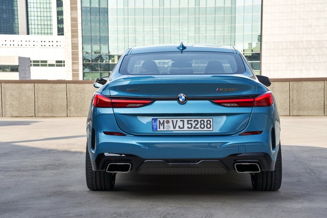 Ra mắt BMW 2-Series Gran Coupe: Cấu mỗi xe BMW một ít để cạnh tranh Mercedes-Benz CLA - Ảnh 2. Ra mắt BMW 2-Series Gran Coupe: Cấu mỗi xe BMW một ít để cạnh tranh Mercedes-Benz CLA - Ảnh 2.