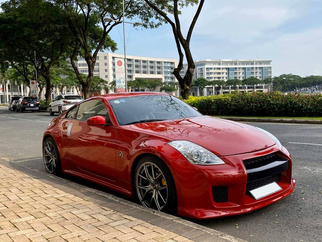 Bán xe 11 năm tuổi, chủ xe tự tin: Đẹp nhất trong tất cả Nissan 350Z tại Việt Nam - Ảnh 5. Bán xe 11 năm tuổi, chủ xe tự tin: Đẹp nhất trong tất cả Nissan 350Z tại Việt Nam - Ảnh 5.