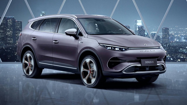 Mercedes nhận thiết kế xe cho đối tác Trung Quốc bị khách chê xấu phát hờn, may vẫn còn điểm níu kéo