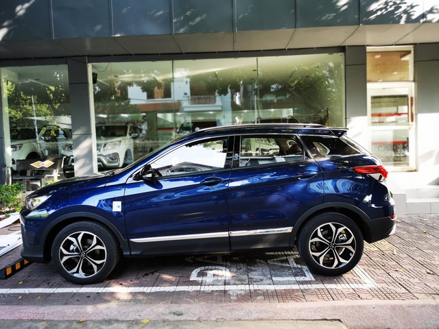 SUV Trung Quốc chốt giá ngang Toyota Vios số sàn, nhiều khách Việt ‘chê’ trang bị chưa xứng - Ảnh 1. SUV Trung Quốc chốt giá ngang Toyota Vios số sàn, nhiều khách Việt ‘chê’ trang bị chưa xứng - Ảnh 1.
