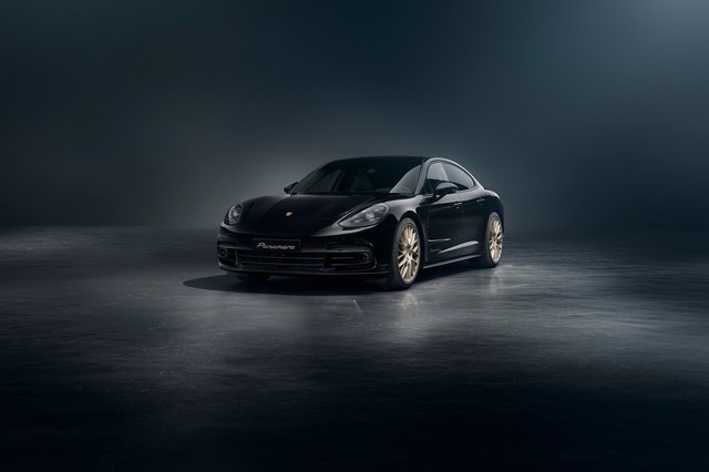 Porsche tung phiên bản kỷ niệm 10 năm cho Panamera - Ảnh 1. Porsche tung phiên bản kỷ niệm 10 năm cho Panamera - Ảnh 1.