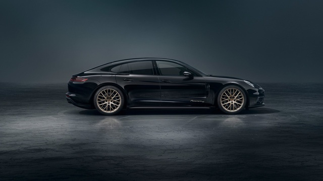 Porsche tung phiên bản kỷ niệm 10 năm cho Panamera