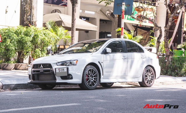 Bắt gặp Mitsubishi Lancer Evolution Final Edition độc nhất Việt Nam - giá ngang ngửa Ford Mustang GT - Ảnh 1.