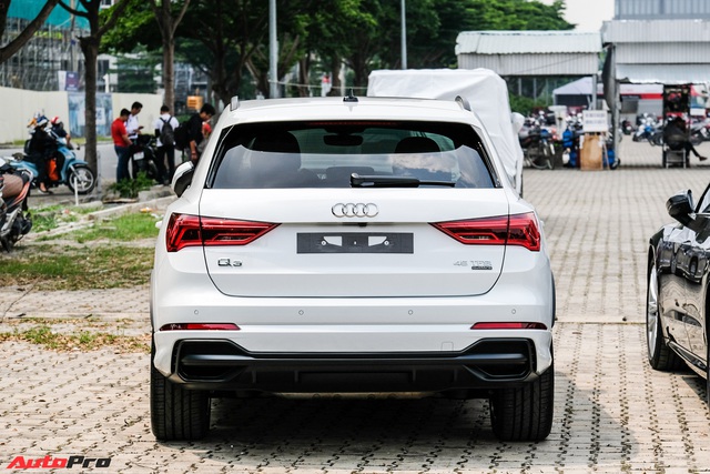 Xem trước Audi Q3 2020 chuẩn bị ra mắt khách Việt - đối thủ của BMW X1 và Volvo XC40 - Ảnh 5. Xem trước Audi Q3 2020 chuẩn bị ra mắt khách Việt - đối thủ của BMW X1 và Volvo XC40 - Ảnh 5.